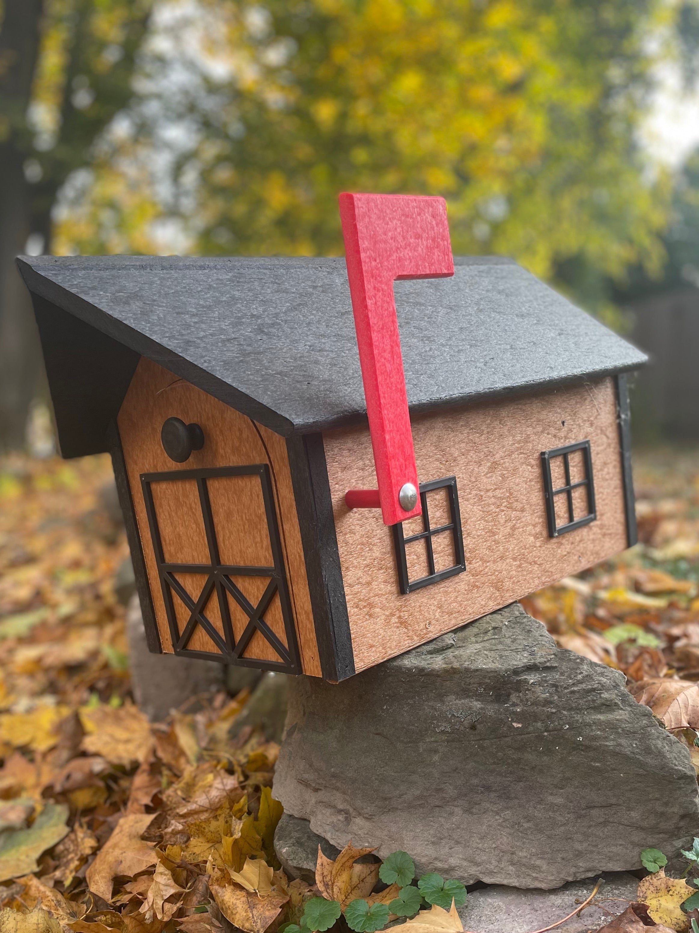 Poly Mailbox Black/Brown