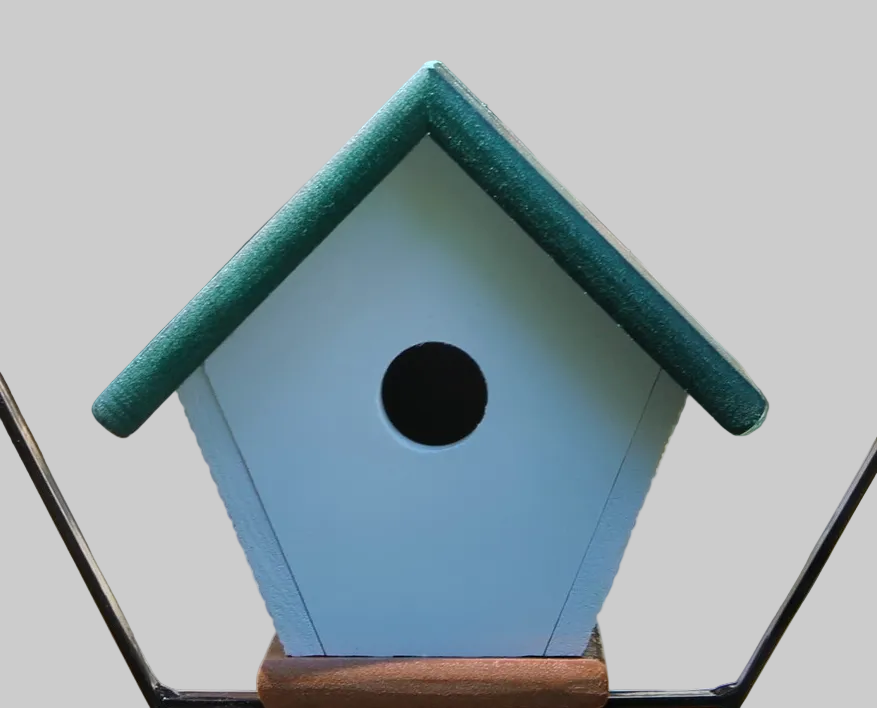 Poly Green Heart Birdhouse